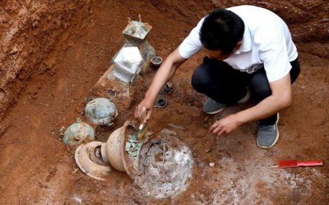 河南洛阳发掘一处西汉家族墓 墓主身份成谜