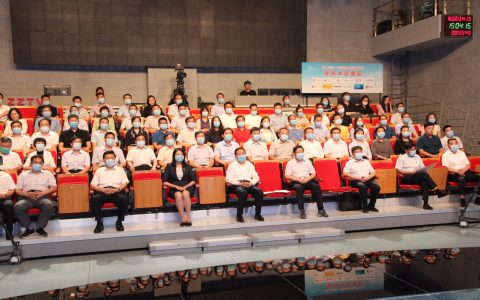 汝州市委统战部、市工商联组织开展“弘扬传统文化·唱响时代新声”端午节送戏进民企活动