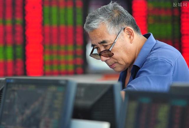 沪指收涨0.51% 地摊经济板块迎来涨停潮