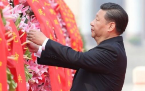 一见·在习近平心中，他们重逾千钧( / 1 )