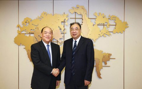 马晓伟主任会见澳门特区行政长官贺一诚