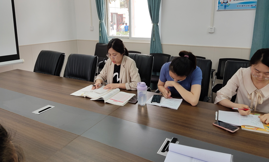 课堂展风采，教研促成长——保合寨小学语文组教研活动