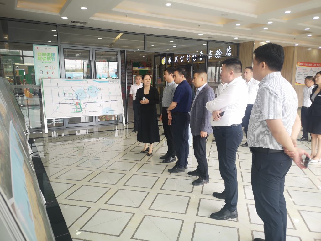 中欧协驻河南办事处主任钱红伟一行拜访郑州市市场发展中心