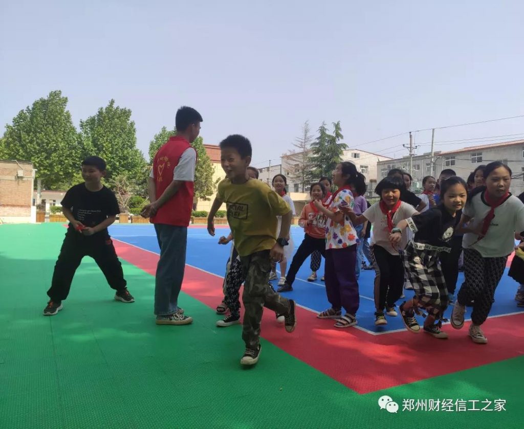 支援支教活动，微笑撑起明天--信息工程学院青年志愿者前往保合寨小学支教