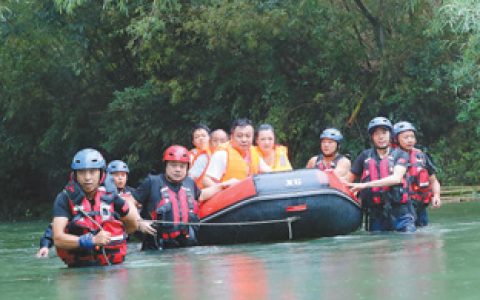 财政部紧急拨付30亿元 支持河南灾后恢复重建（抓细抓实各项防汛救灾措施）