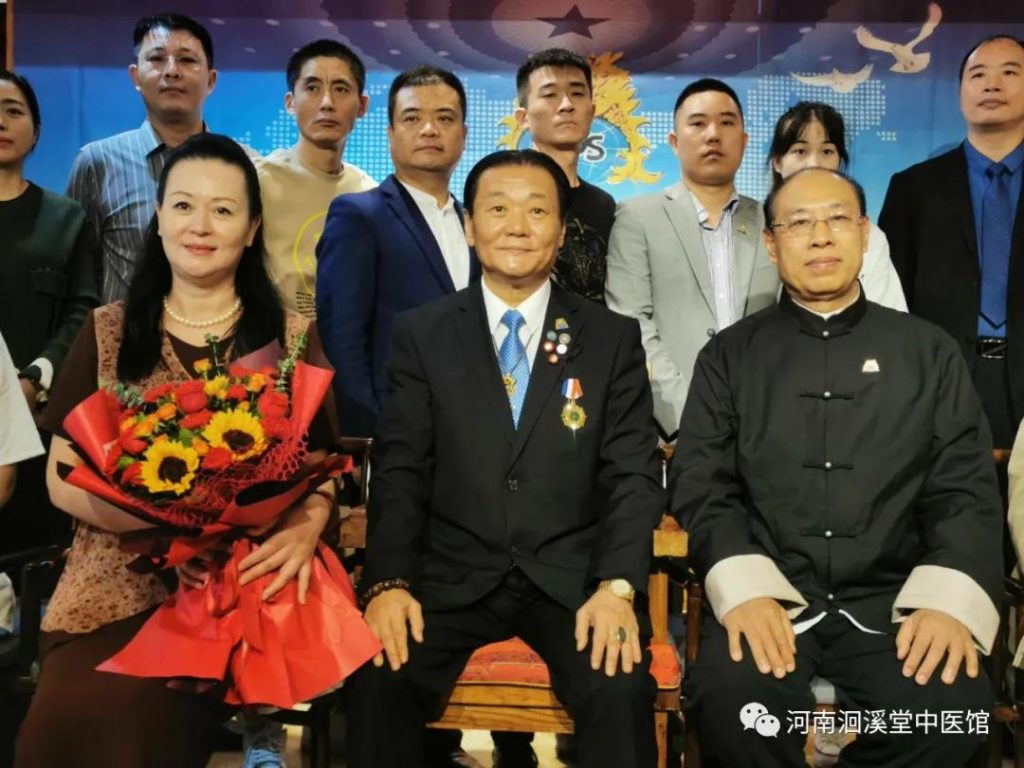 I.A.E.国际学士院总裁苏炳郎博士看望慰问田圣勋教授