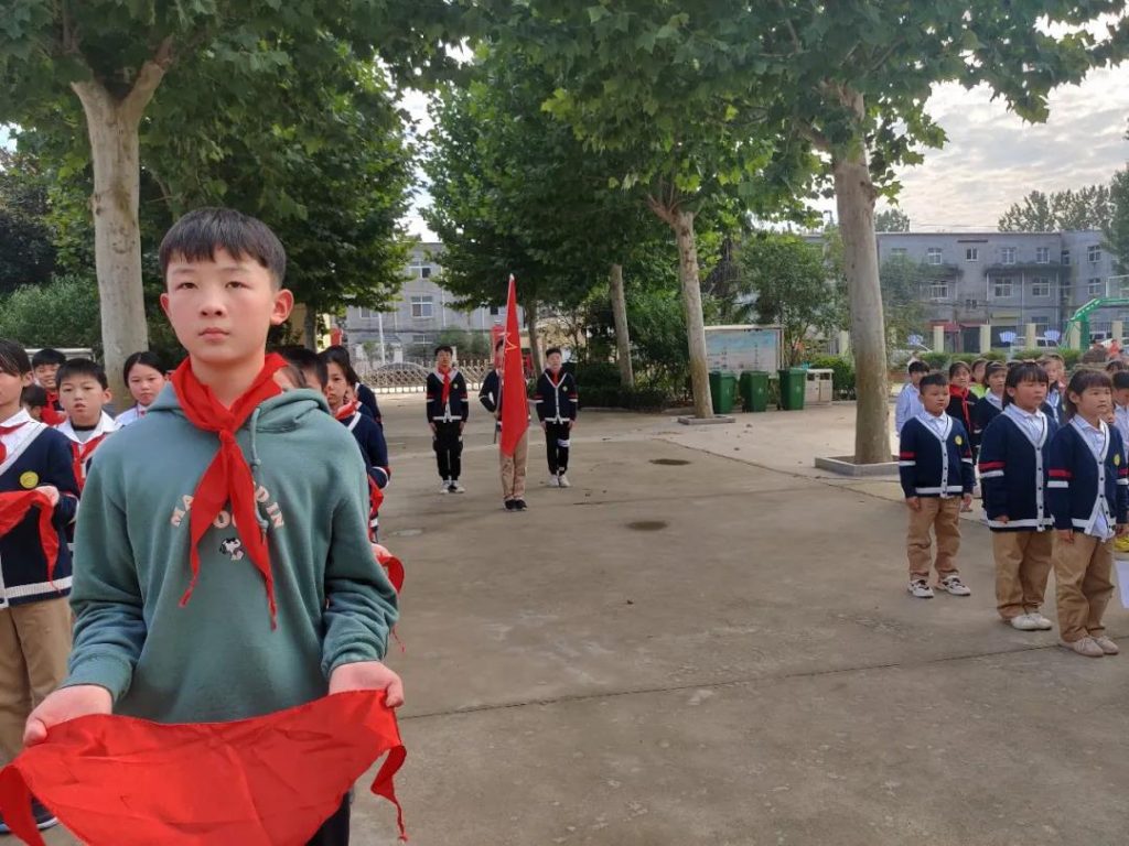 红领巾心向党，我与祖国共成长——保合寨小学入队仪式