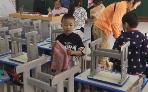 开展校园清扫活动，助力创建文明城市