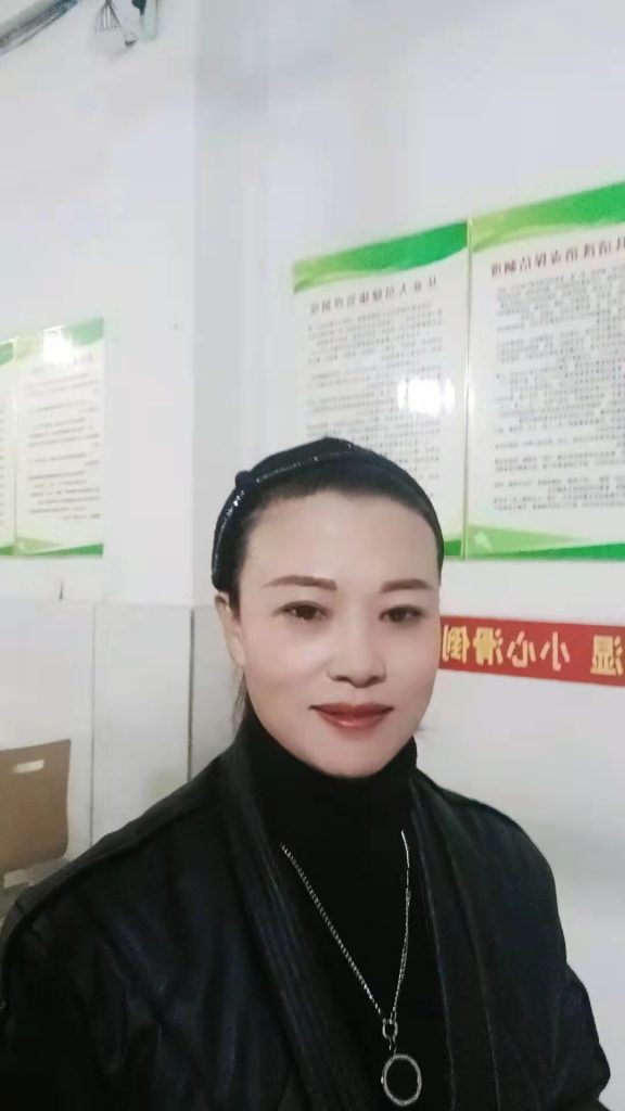 银色的天使 打造健康卫生生态的营养食堂 记江西省万年县人民医院食堂故事