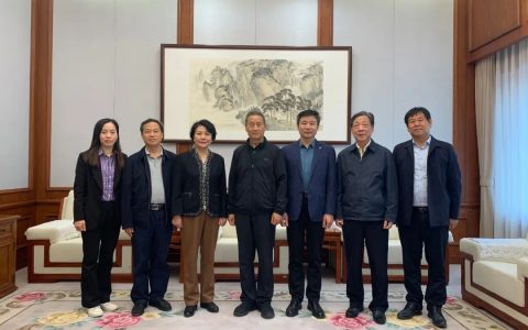 钱国玉会见中欧经济技术合作协会郑州办事处主任钱红伟一行