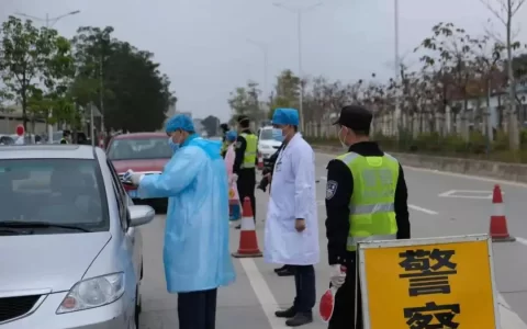 心系社区 温暖百姓——记奋战在抗击疫情一线的江西省万年县陈营镇幸福社区党委书记曾冬梅