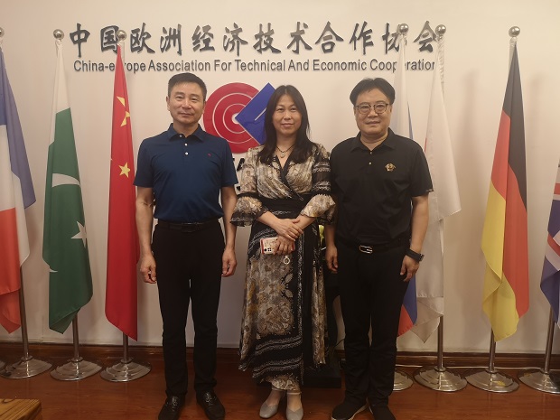 中欧协会郑州办与河南影视集团研讨未来文化产业发展方向