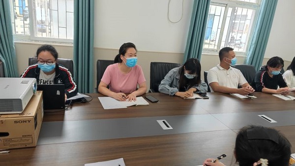 互研共讨 一起向未来 ——郑州市惠济区保合寨小学质量分析会