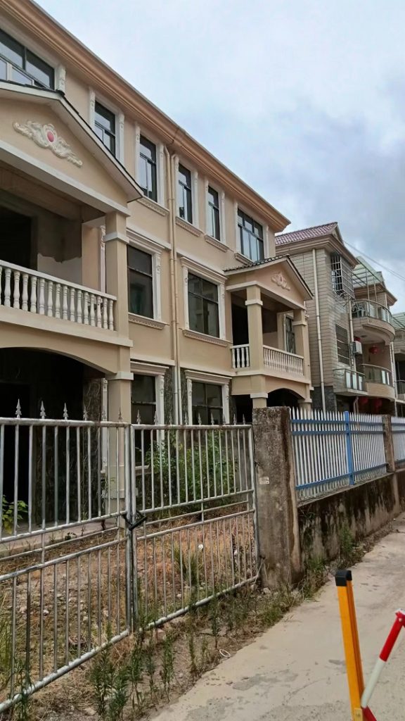 创建文明小区 我的小区我守护