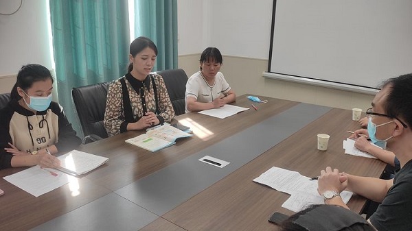 问诊把脉 提升质量 ——惠济区教研室到保合寨小学调研