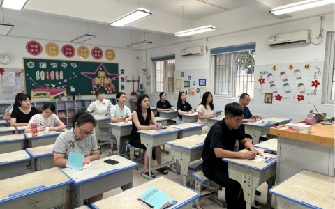 坚守师德，不忘初心