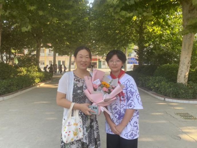 躬耕教坛  强国有我