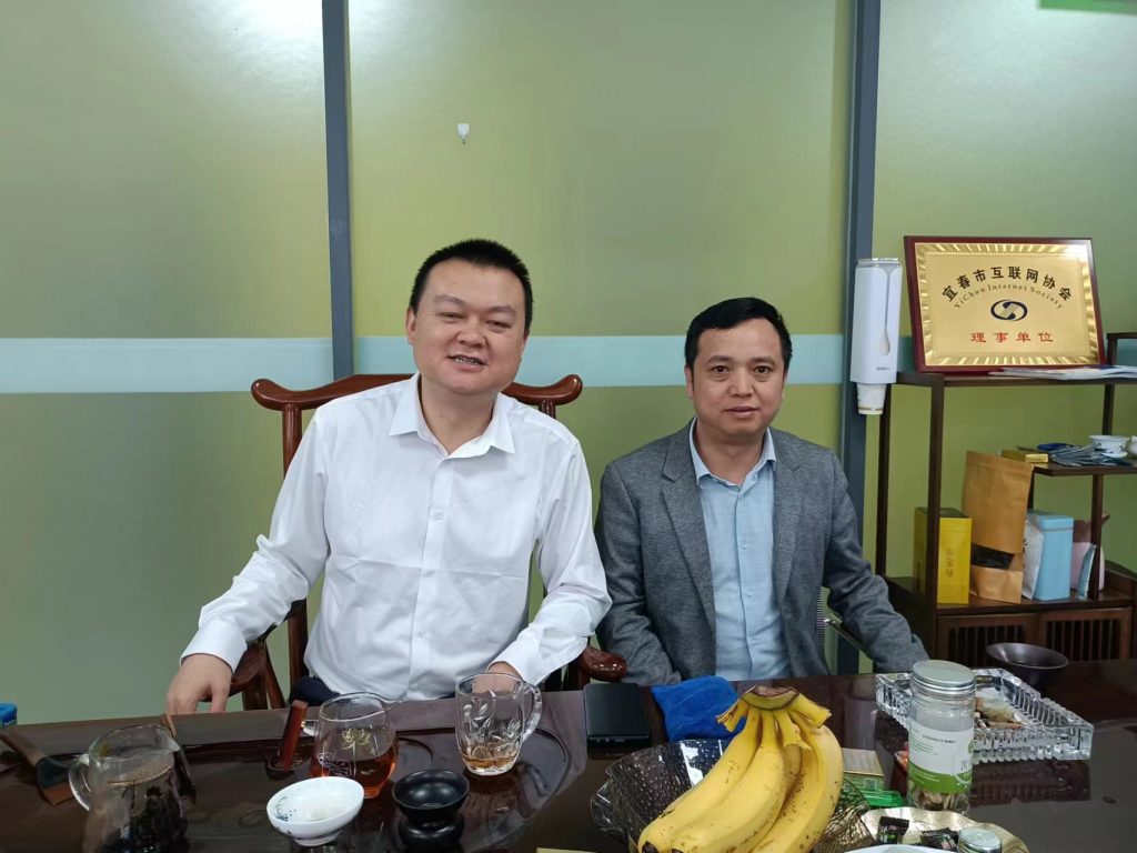 丹青共绘梦想 翰墨挥洒青春 --“2024‘大美江西’中小学生精品书画比赛”公益活动
