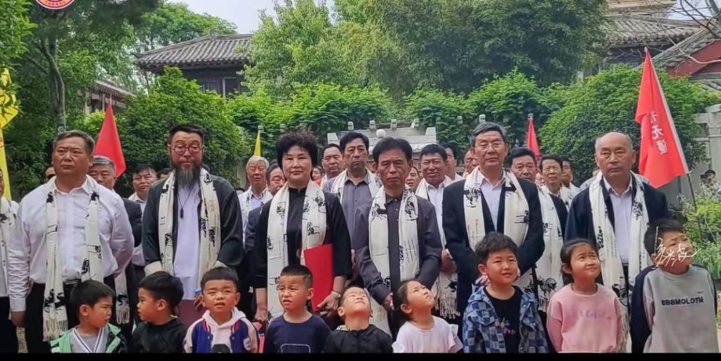 敬畏历史文明 奋力承古拓新