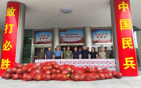 走访慰问送关怀 浓情关爱民兵心