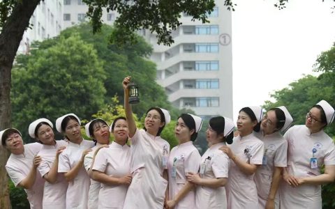 致敬提灯女神，定格医者芳华——致洛阳正骨医院最美护士们