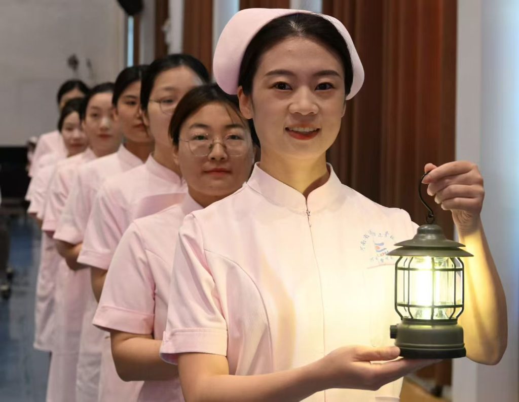 致敬提灯女神，定格医者芳华——致洛阳正骨医院最美护士们