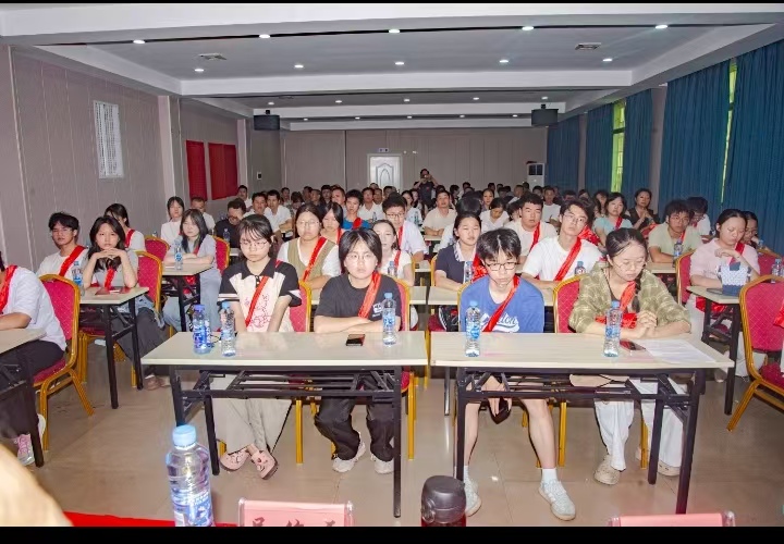 至德传薪，英才逐梦——2026宜春吴氏第九届优秀学子联谊表彰会隆重举行